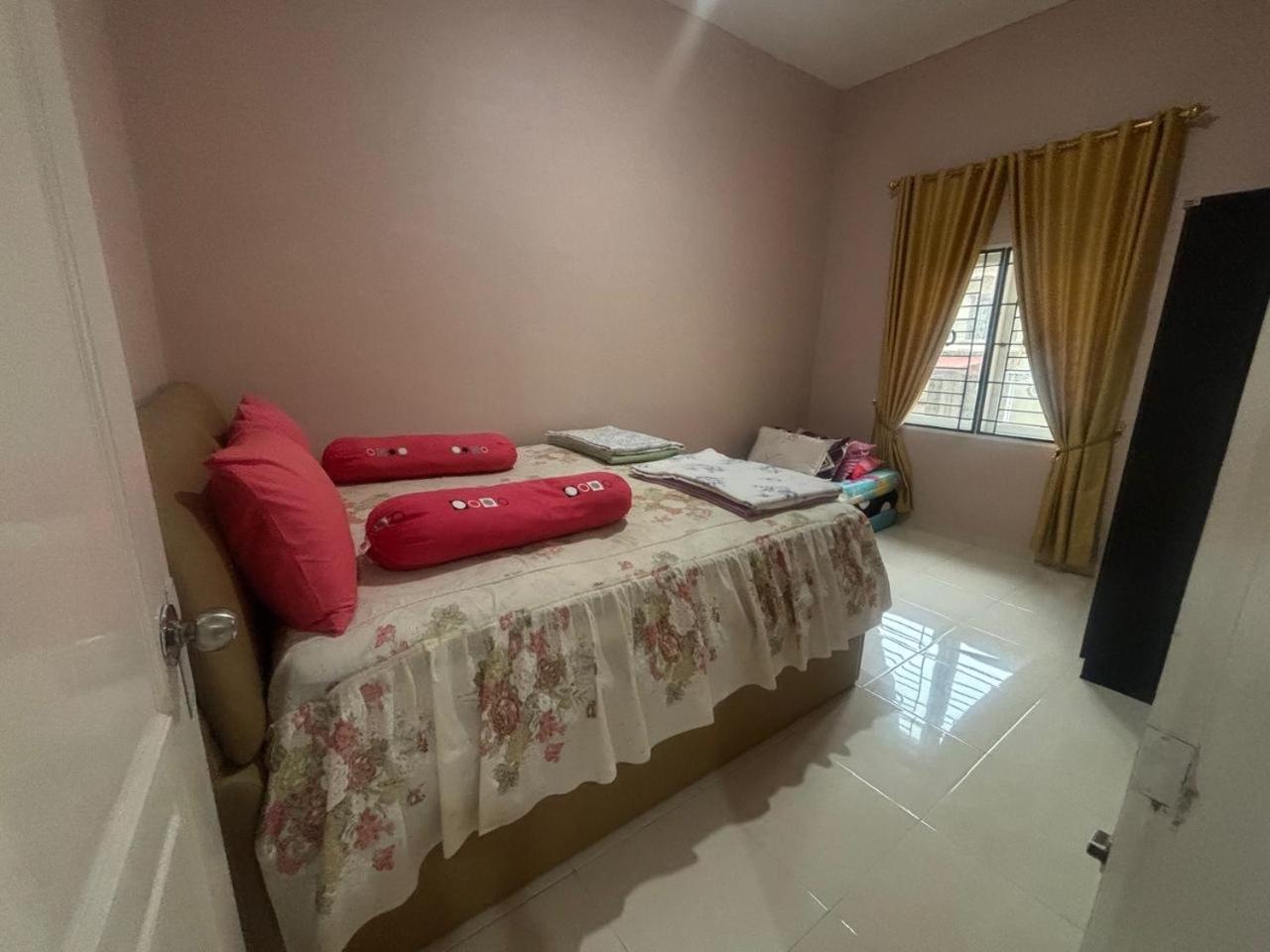 בראסטגי Villa Brastagi Resort Jalan Mimpin Tua Blok C No. 41 מראה חיצוני תמונה