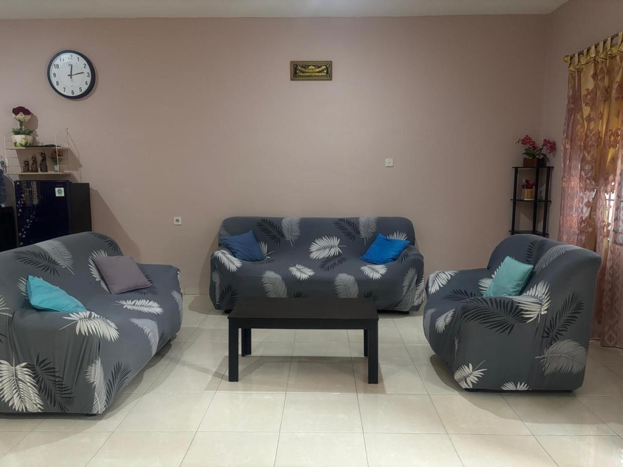 בראסטגי Villa Brastagi Resort Jalan Mimpin Tua Blok C No. 41 מראה חיצוני תמונה